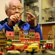 永遠懷念劉以鬯──文壇泰斗別江湖潮濕記憶一百年