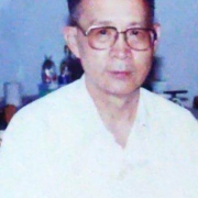 星歸碧落經年，緬懷夫子心間 ——懷念山東大學美國現代文學研究所原所長王譽公教授