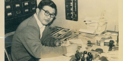 何紫的文學世界  化困乏為勇進的力量