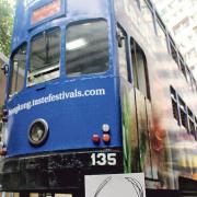 跟隨少年何紫  玩轉舊日香港