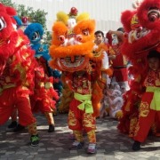 醒獅行、歲晚滬上遇雪二首（外一首）