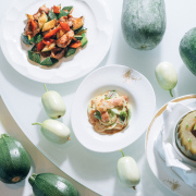 卷首語：深入骨骼的味道   總被無數次地重複