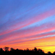 晚霞、大笑姑婆