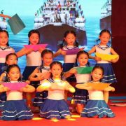 超越夢想   感動未來──為「（香）港．泉（州）少兒才藝交流晚會」而作