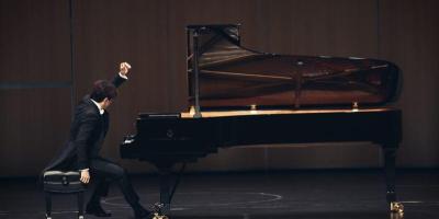 遠方──聆賞李雲迪鋼琴獨奏曲《在那遙遠的地方》