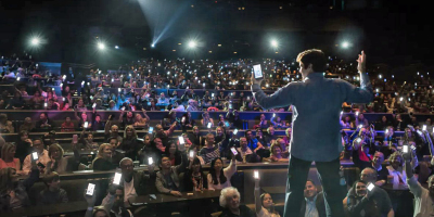 科波菲爾與我們一起慶銀婚