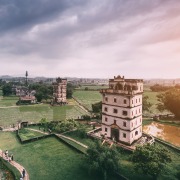 唐樓碉樓月色同