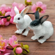 卯兔，昂起頭（外一首）