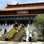 菩薩蠻．昂坪大雄寶寺