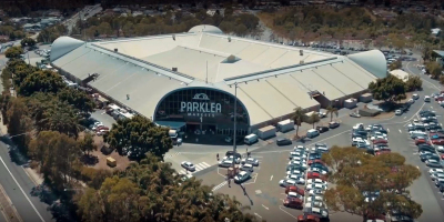 繁華滿眼總是情 ——帕克利市場偶記