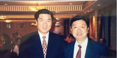 何立峰提倡宣傳華僑愛國主義精神