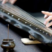 春城翠湖聽陳迤青女史彈《大胡笳》（外二首）