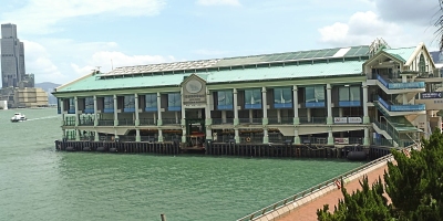 春日的中環碼頭