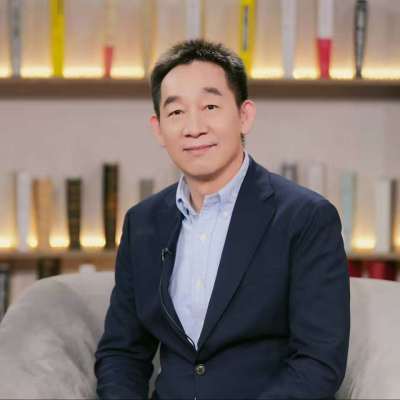 名家小傳——施戰軍