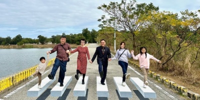 跨山越海的文學歸鄉