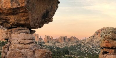 石頭記．生生的夢（外三首）